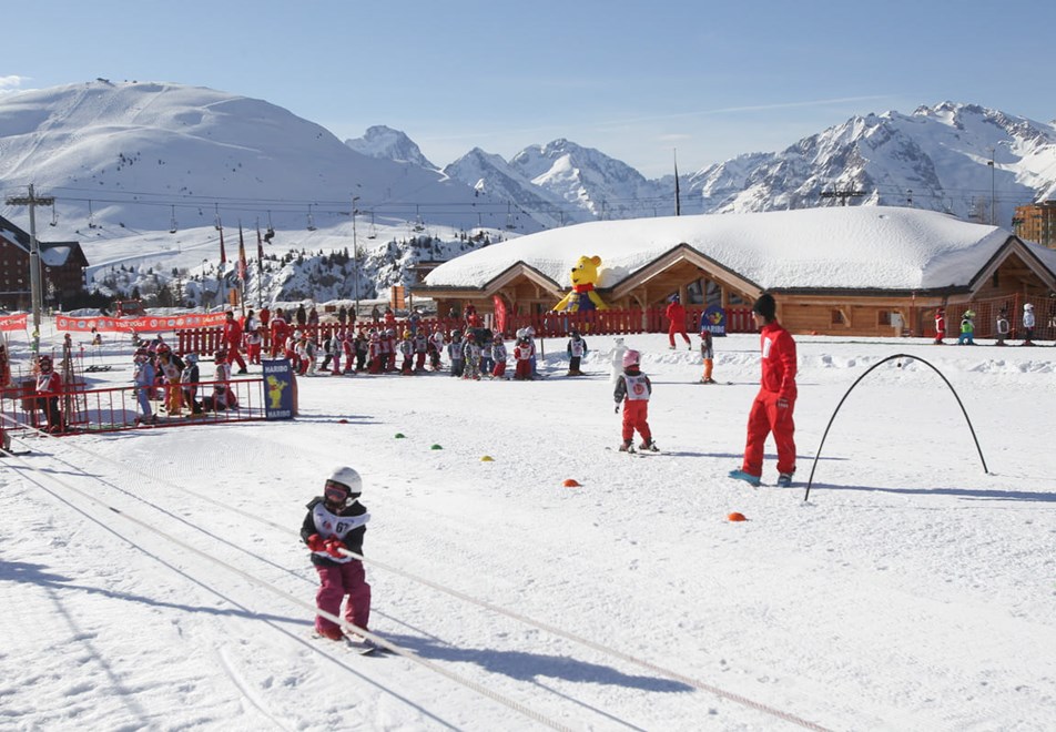 Arc 2000 Ski Resort - Childrens ESF ski lessons