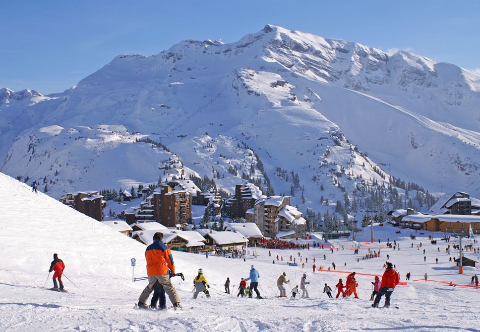 Avoriaz Ski Resort - Ski back to resort