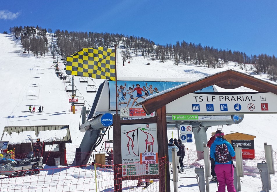 Montgenevre Ski Resort -  'Front de Neige' (Prarial chairlift)