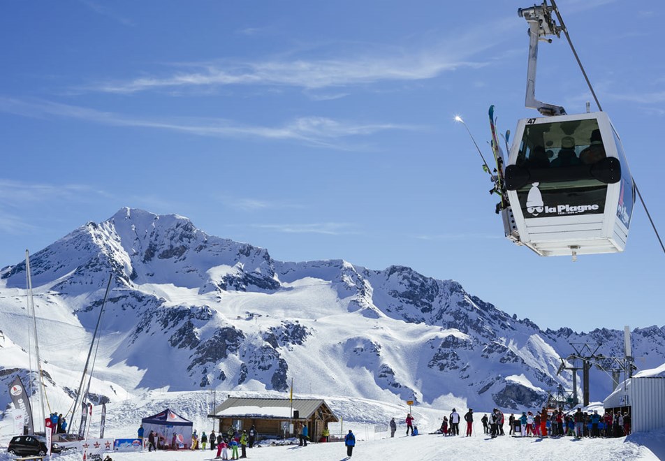 La Plagne Ski Resort (©e.sirparanta)